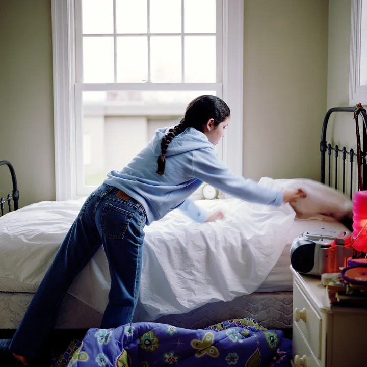 how-to-disinfect-your-bedroom